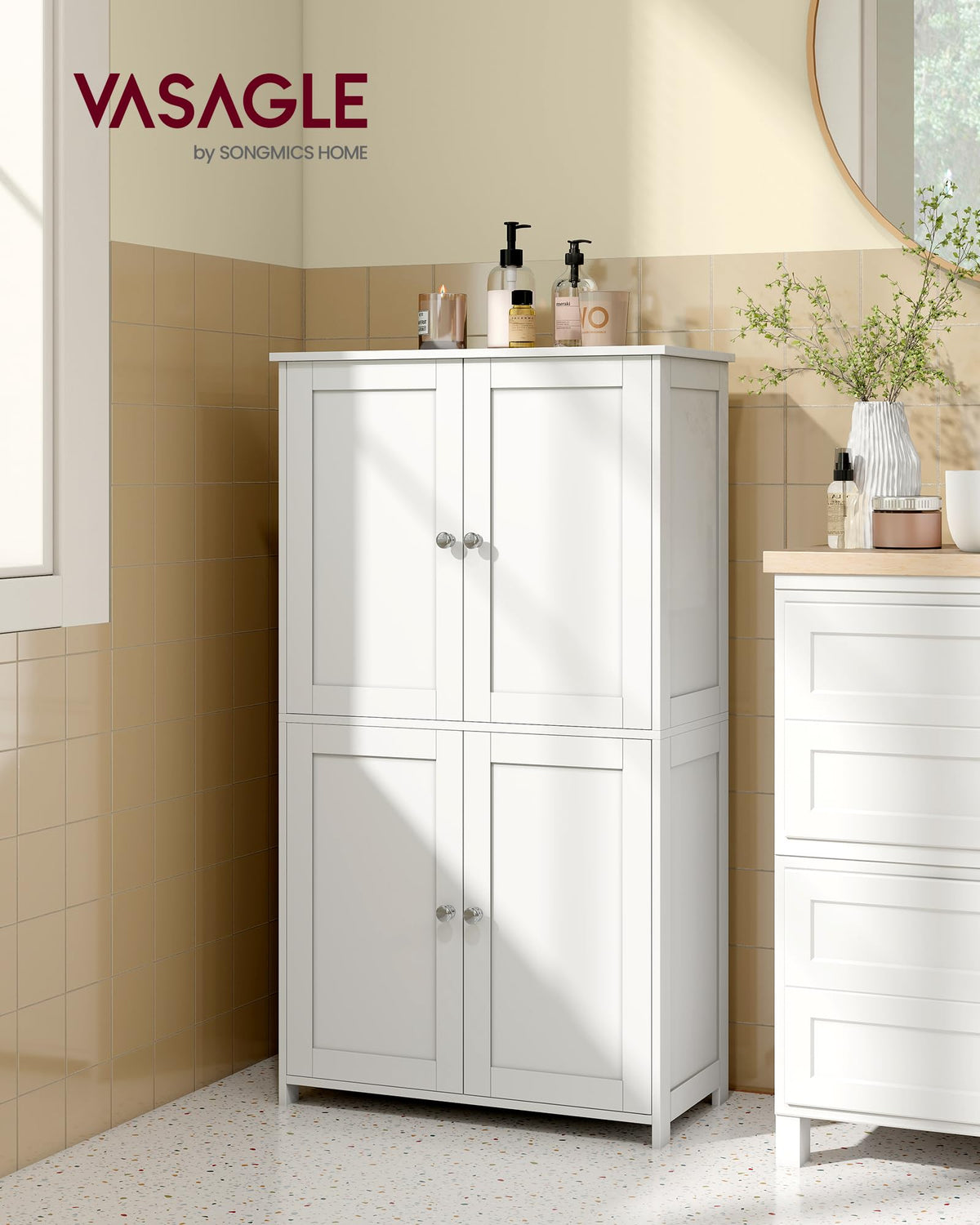 Floor Storage Cabinet with 2 Adjustable Shelves and 4 Doors V649