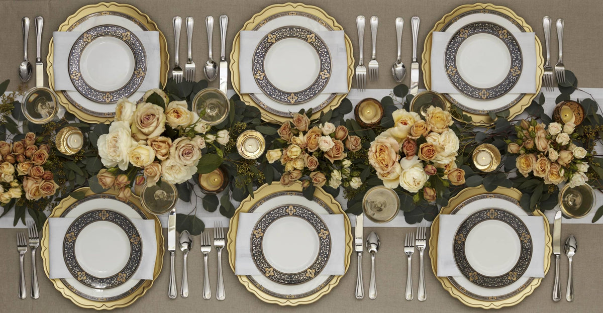 White 5 Piece Dinnerware Set O24506